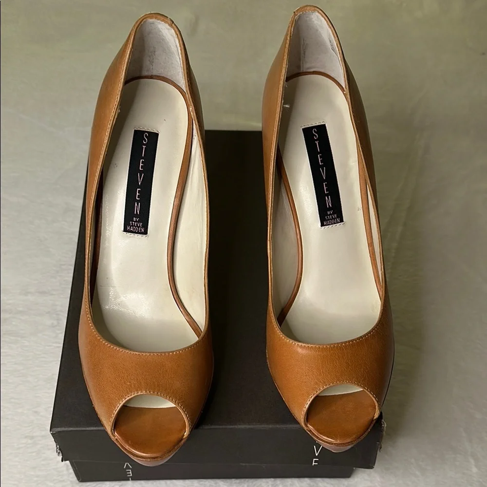 Steven By Steve Madden Heel